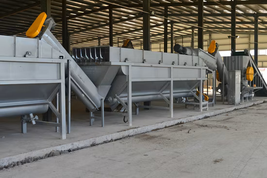 Machine de broyeur en plastique de rebut réutilisant la machine de concassage de bouteilles de lait de HDPE de panier de bouteille en plastique